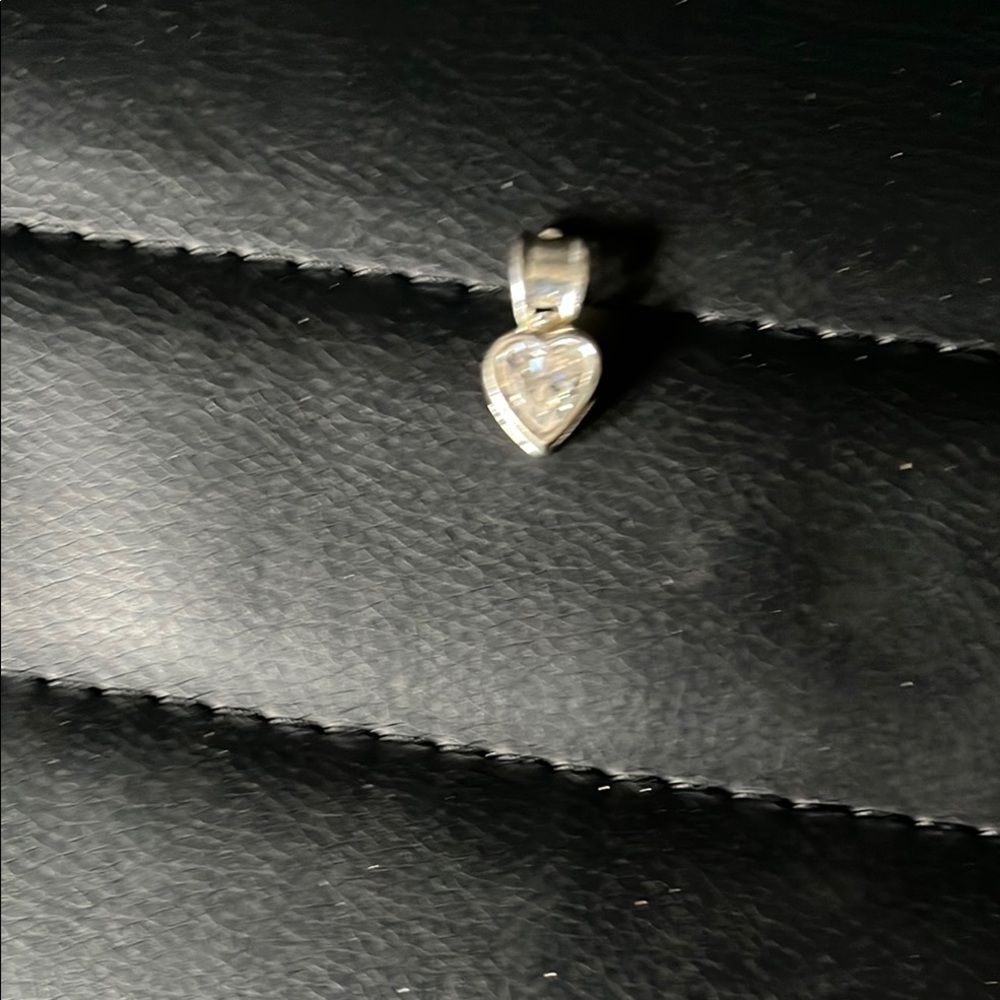 Elegant Silver Heart cz slide